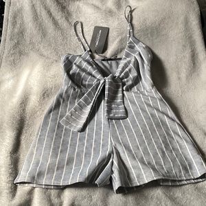 Grey stripe knot detail plunge strapped playsuit romper